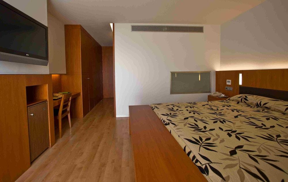 Hotel Lleo Barcellona Esterno foto