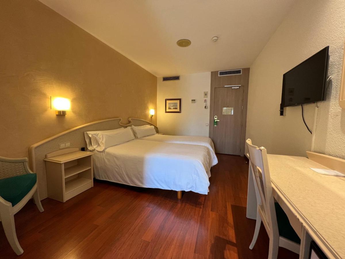 Hotel Lleo Barcellona Esterno foto