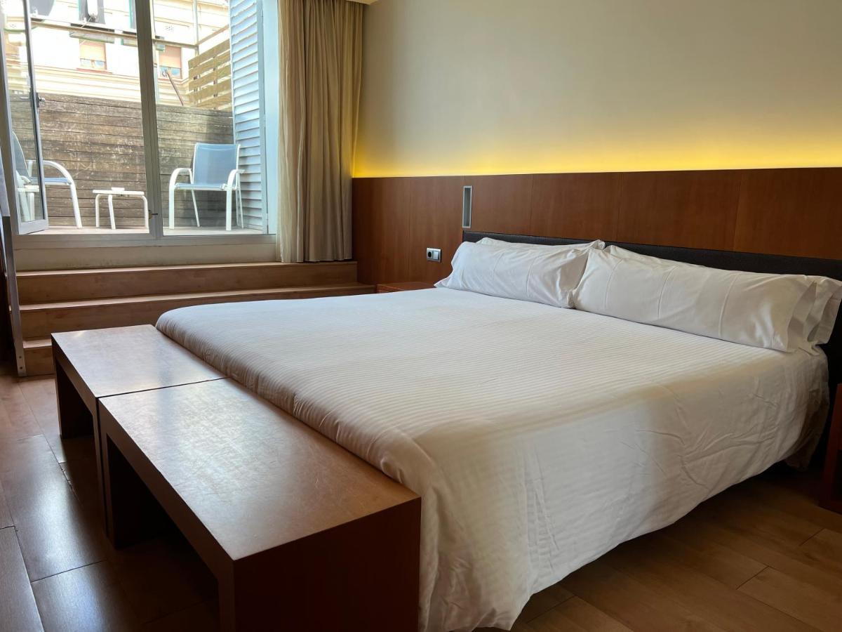 Hotel Lleo Barcellona Esterno foto