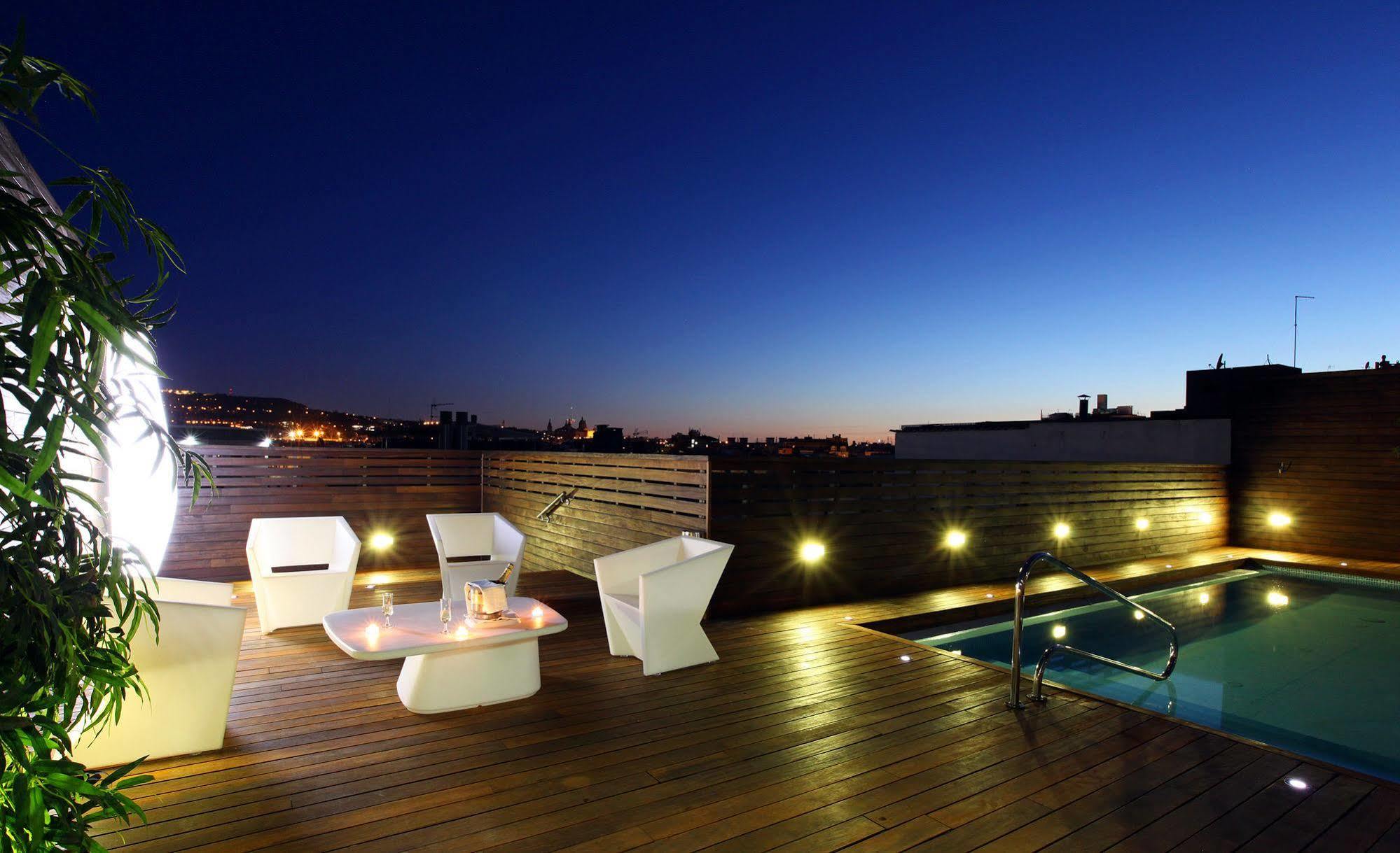 Hotel Lleo Barcellona Esterno foto