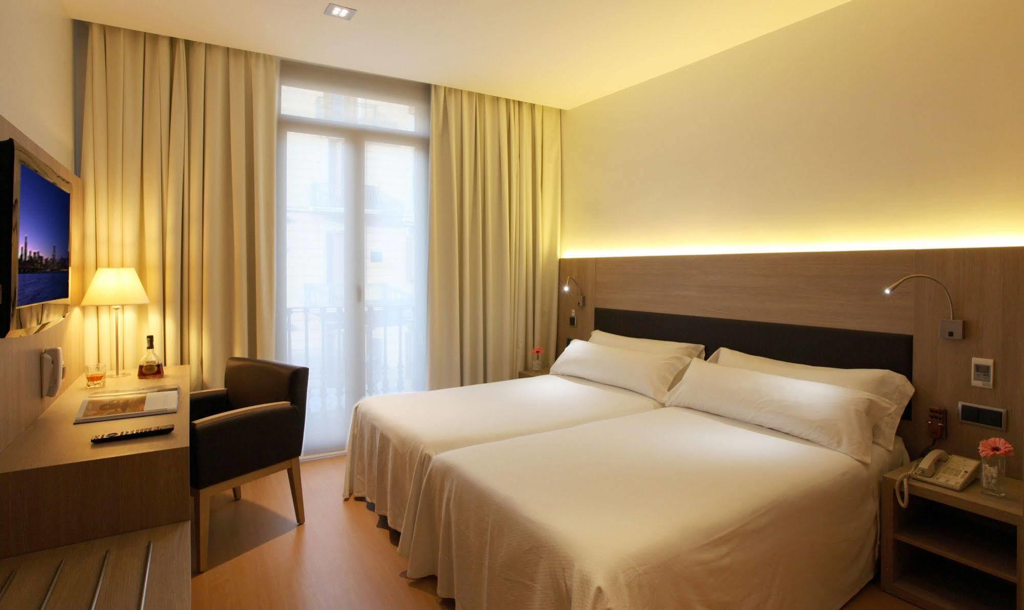 Hotel Lleo Barcellona Esterno foto